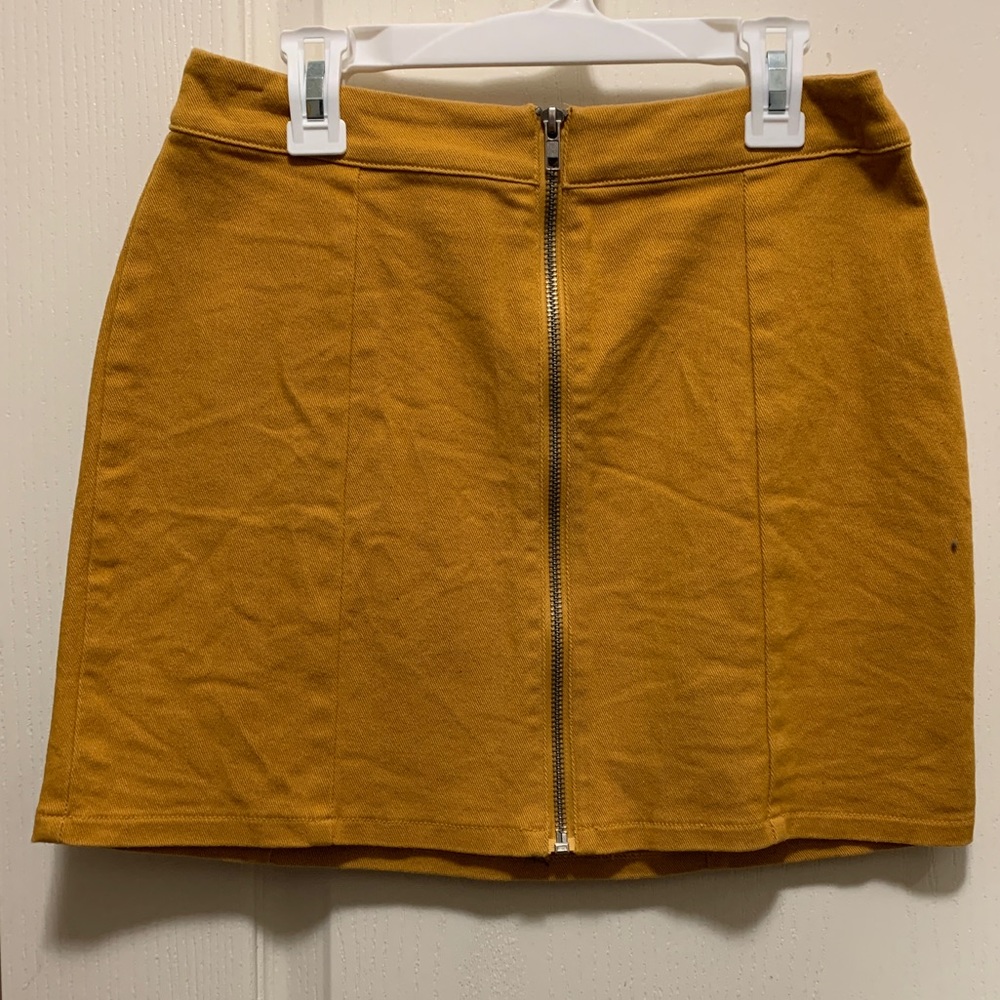 mustard mini skirt